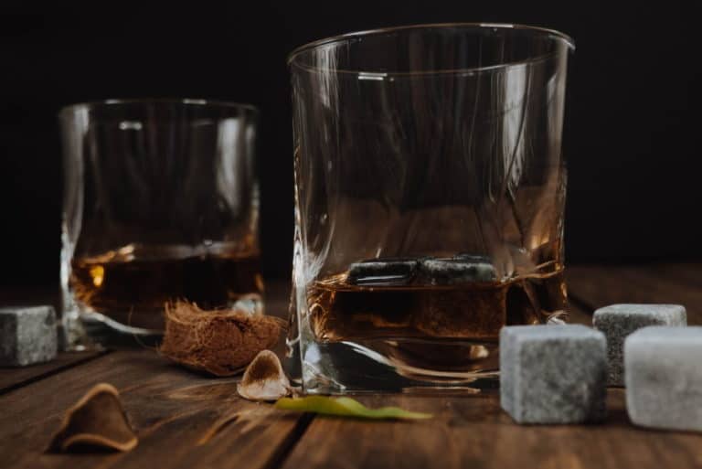 How To Use Whiskey Stones to Chill Your Drink Effectively