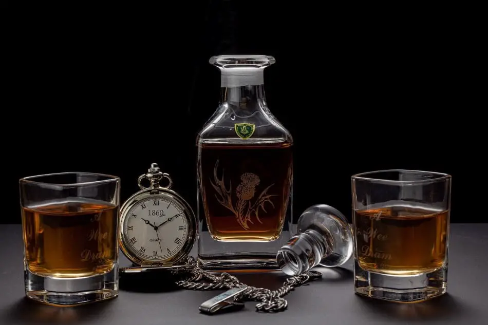 Whiskey glasses and decanter with clock