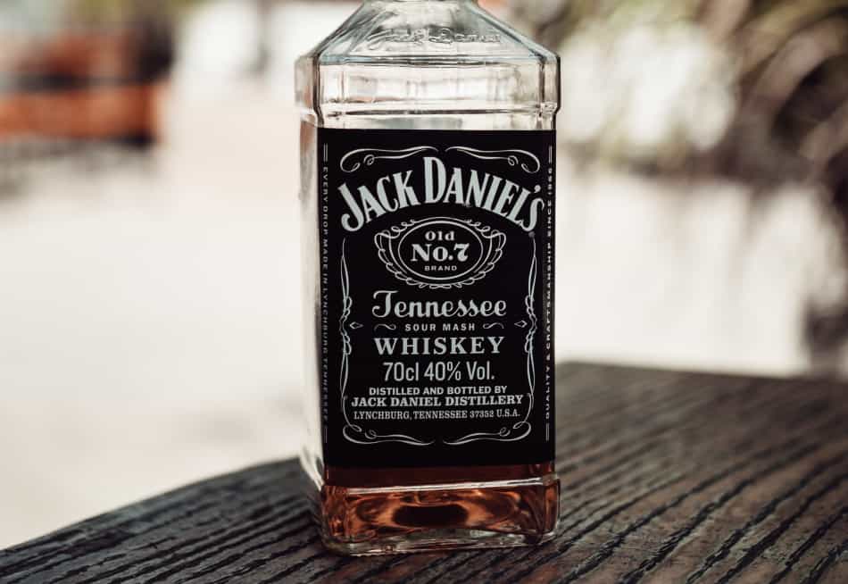 A close up on the label of a bottle of 40%ABV Jack Daniel’s whiskey