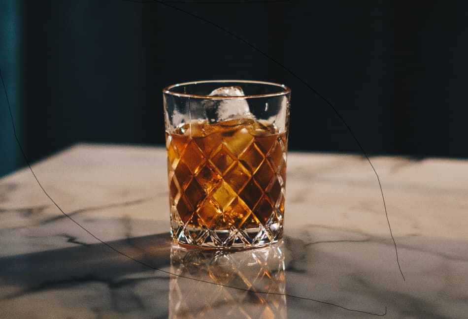 Cylinder-shaped whiskey tumbler